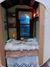 Load image into Gallery viewer, Heidi  Hatbox diorama and book