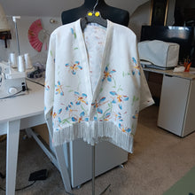 Load image into Gallery viewer, Vintage Linen Tablecloth Kimono
