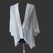 Load image into Gallery viewer, Sheer dotted swiss kimono