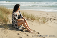 Load image into Gallery viewer, Silk Kimono, Jason Wu fabric design